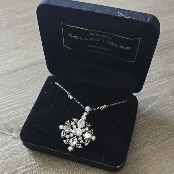 Elegant Silver Pendant Necklace The Real Collectibles By Adrienne - Picture 2 of 10